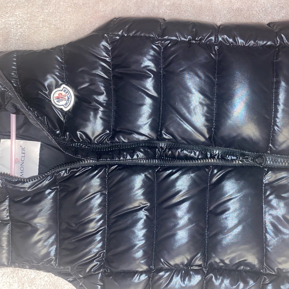 Kids size small - Picture 4 of 4